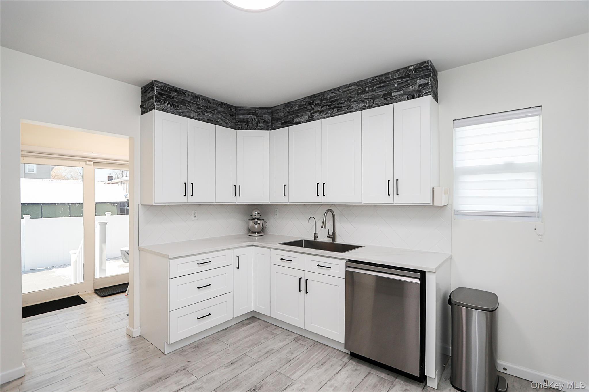 #12 photo, 267 N Wellwood Avenue, Lindenhurst , NY 11757