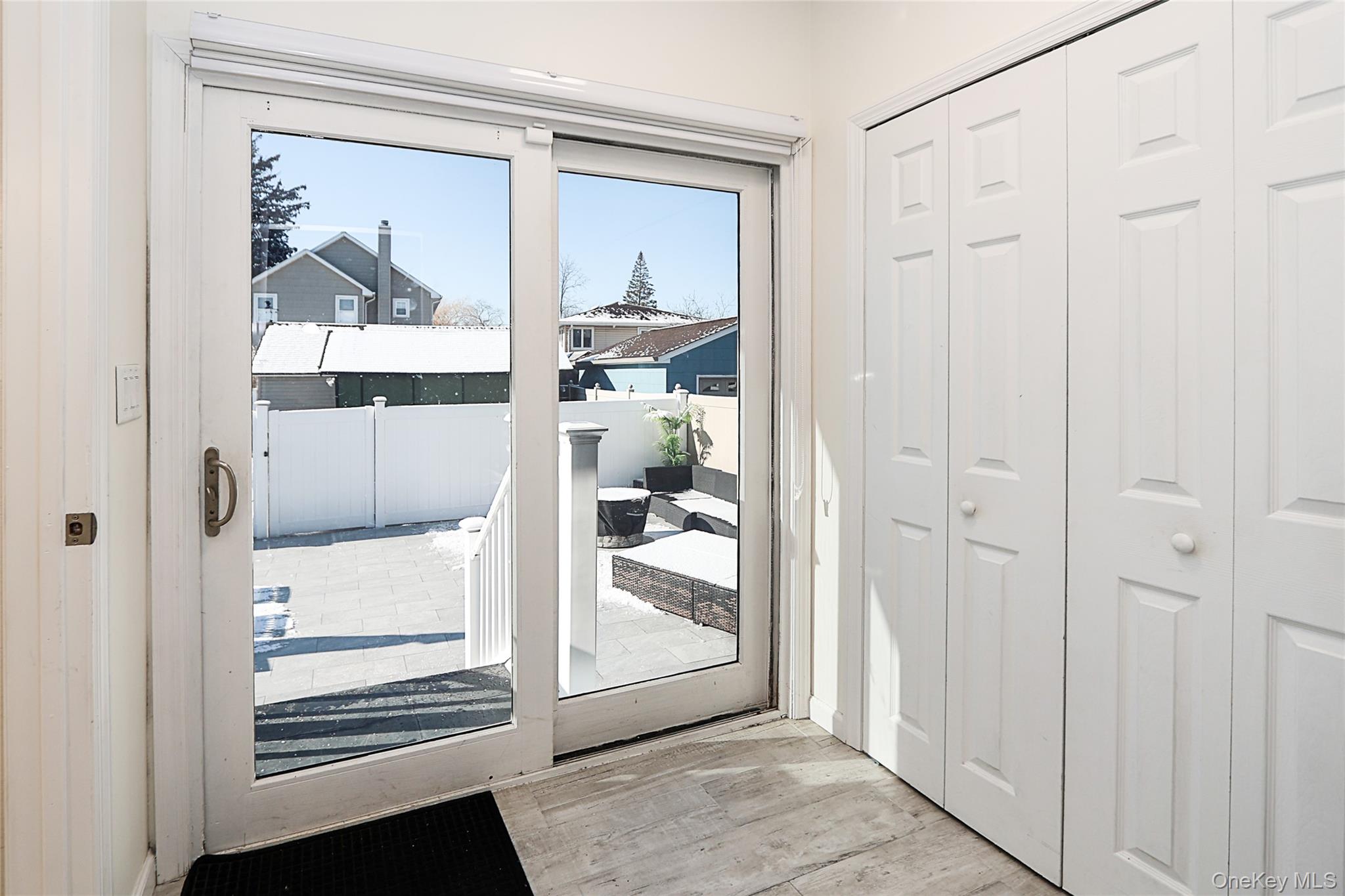 #16 photo, 267 N Wellwood Avenue, Lindenhurst , NY 11757