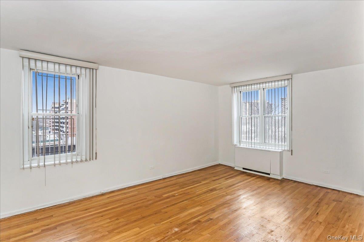 #17 photo, 212-30 23rd Avenue, קווינס Bayside , NY 11360