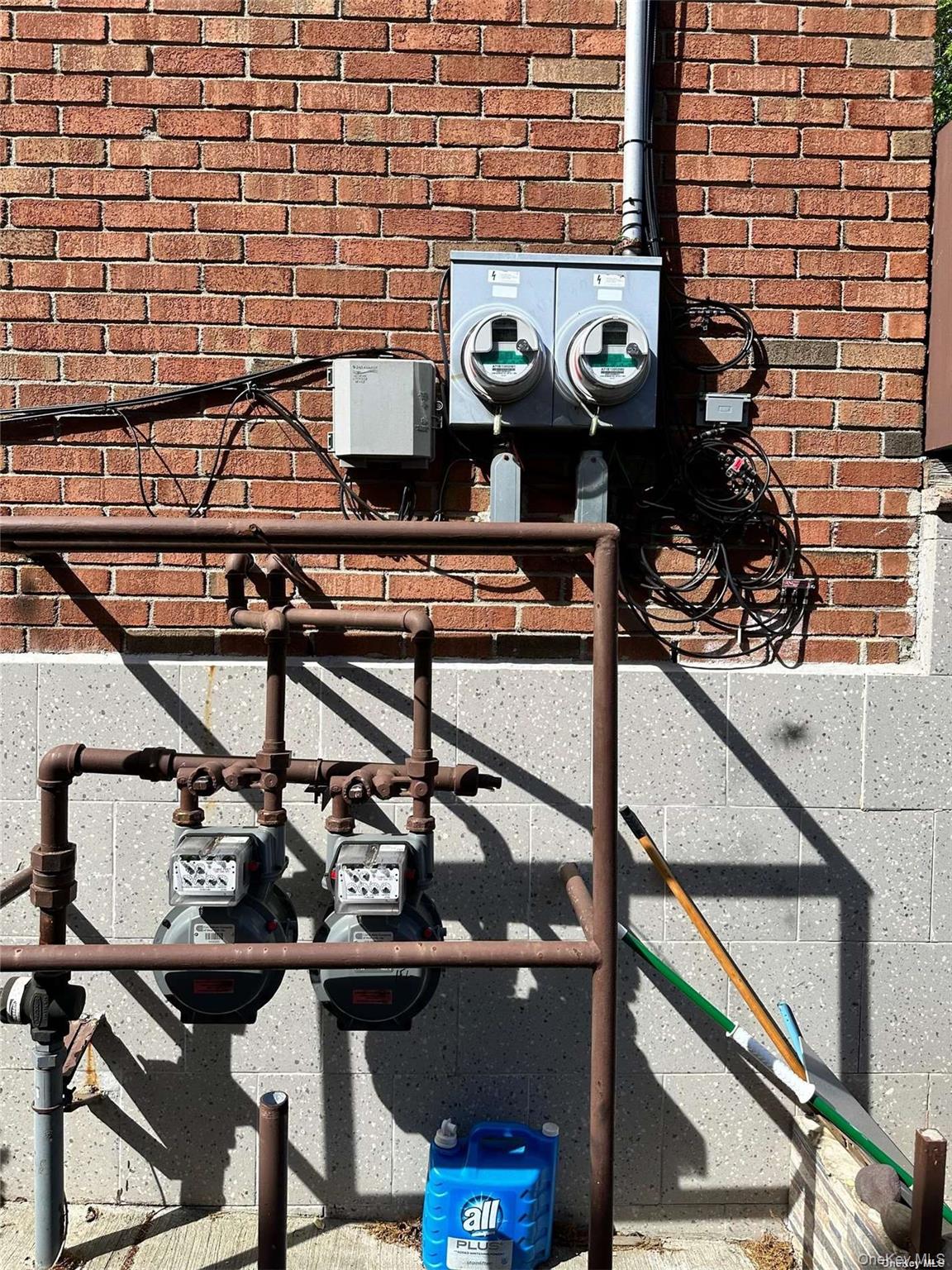 #5 photo, 137-42 Geranium Avenue, קווינס Flushing , NY 11355