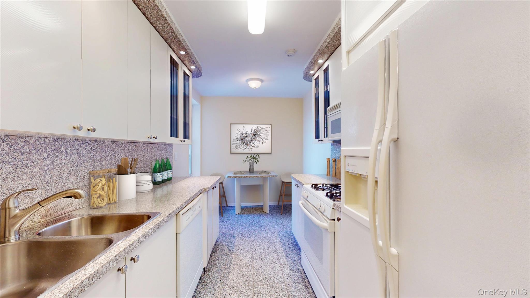 #3 photo, 85-04 63rd Drive, 皇后区 Rego Park , NY 11374