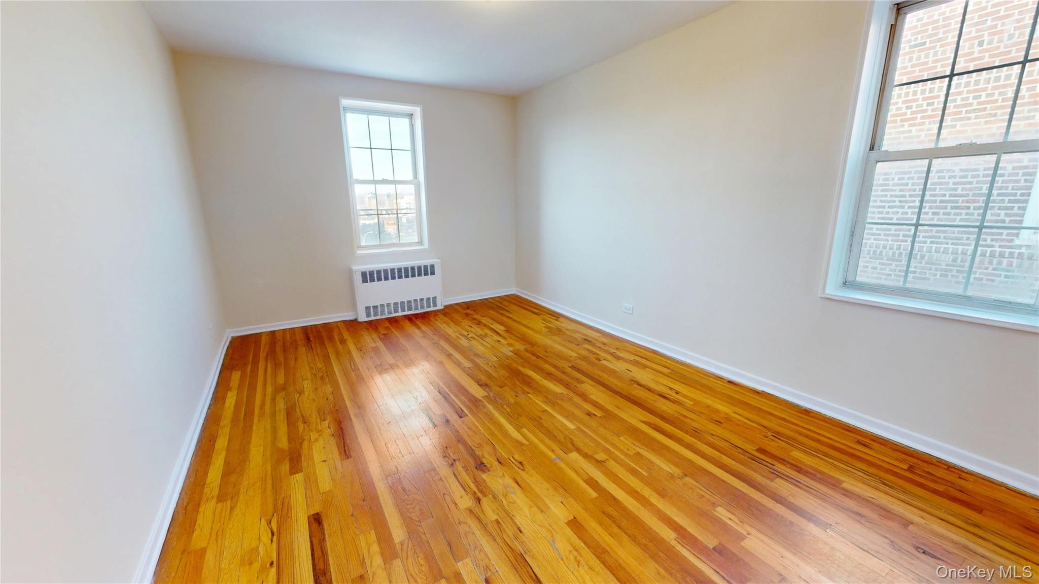 #8 photo, 85-04 63rd Drive, 皇后区 Rego Park , NY 11374