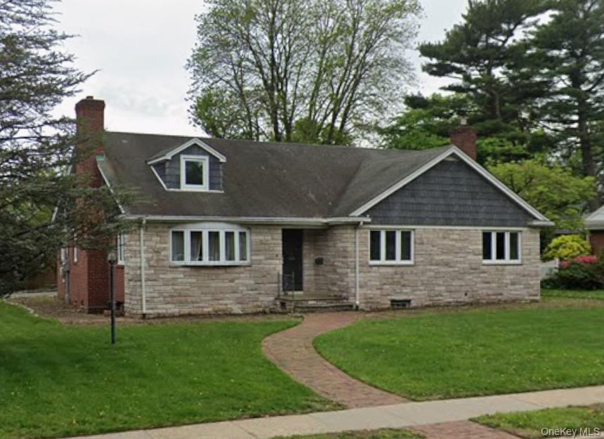 #1 photo, 120 Cambridge Avenue, Garden City , NY 11530