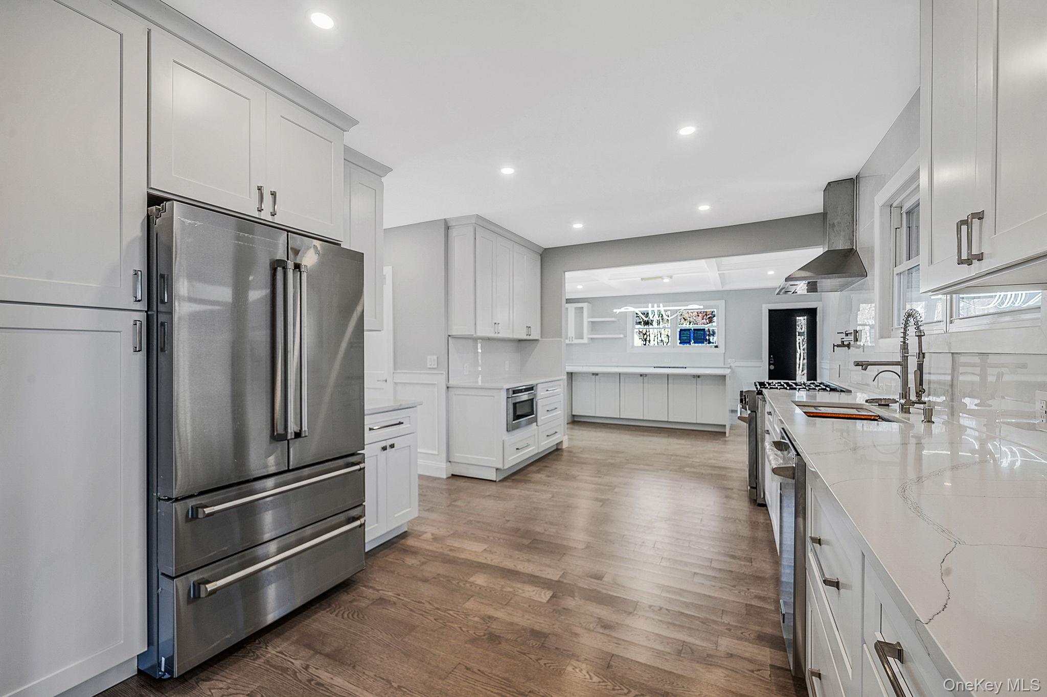 #11 photo, 141 Wilmot Road, Scarsdale , NY 10583