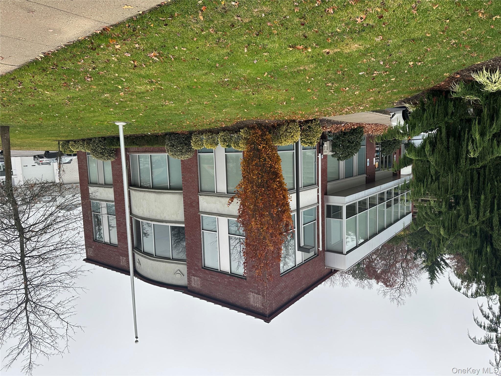 #1 photo, 1092 W Jericho Turnpike, מחוז סאפוק Commack , NY 11725