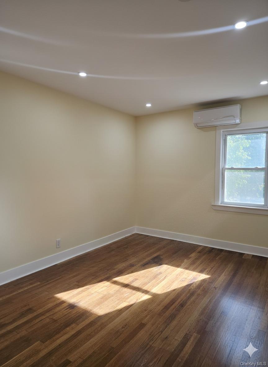 #16 photo, 3228 Utopia Parkway, Flushing , NY 11358