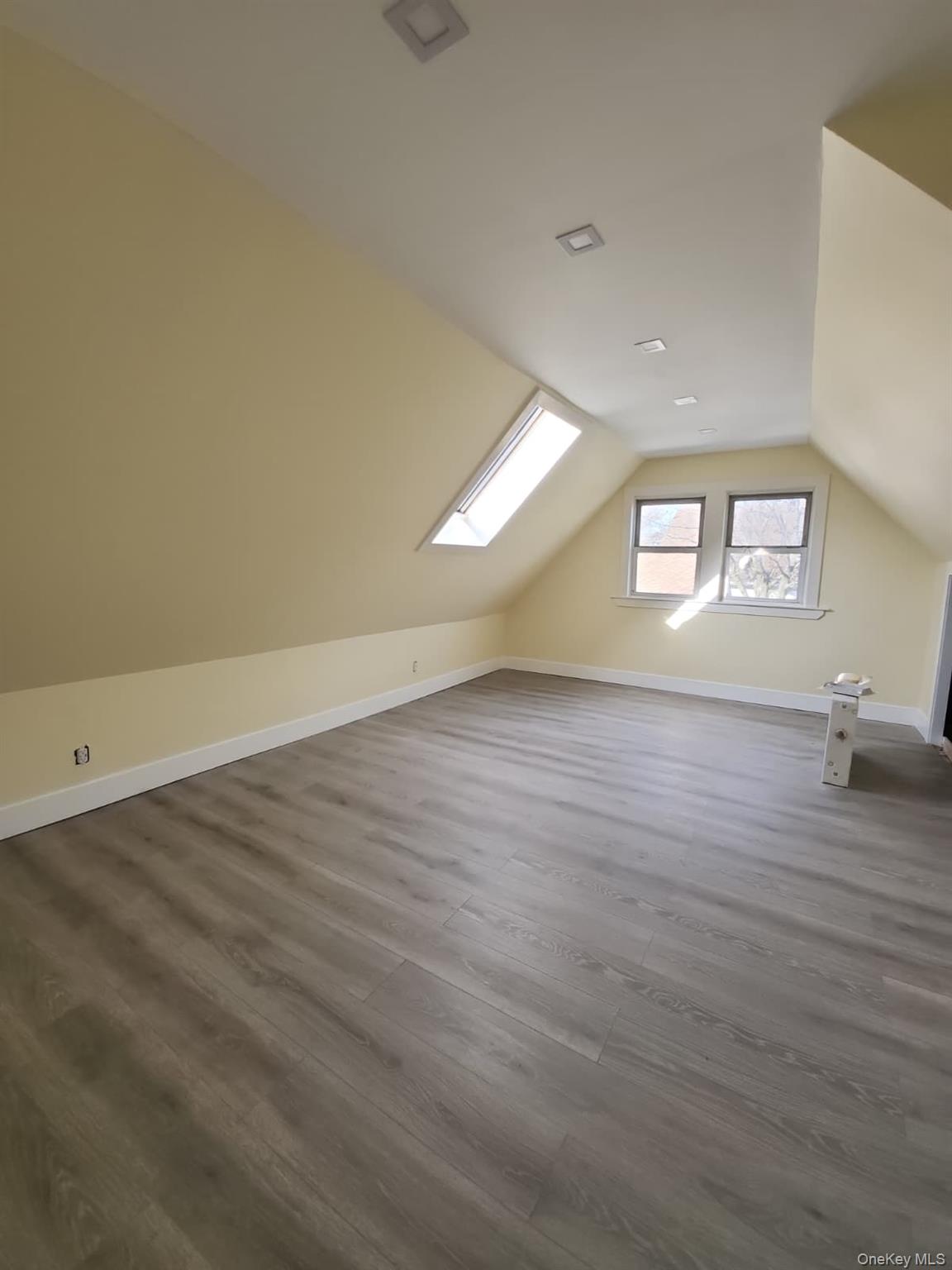 #4 photo, 3228 Utopia Parkway, Flushing , NY 11358