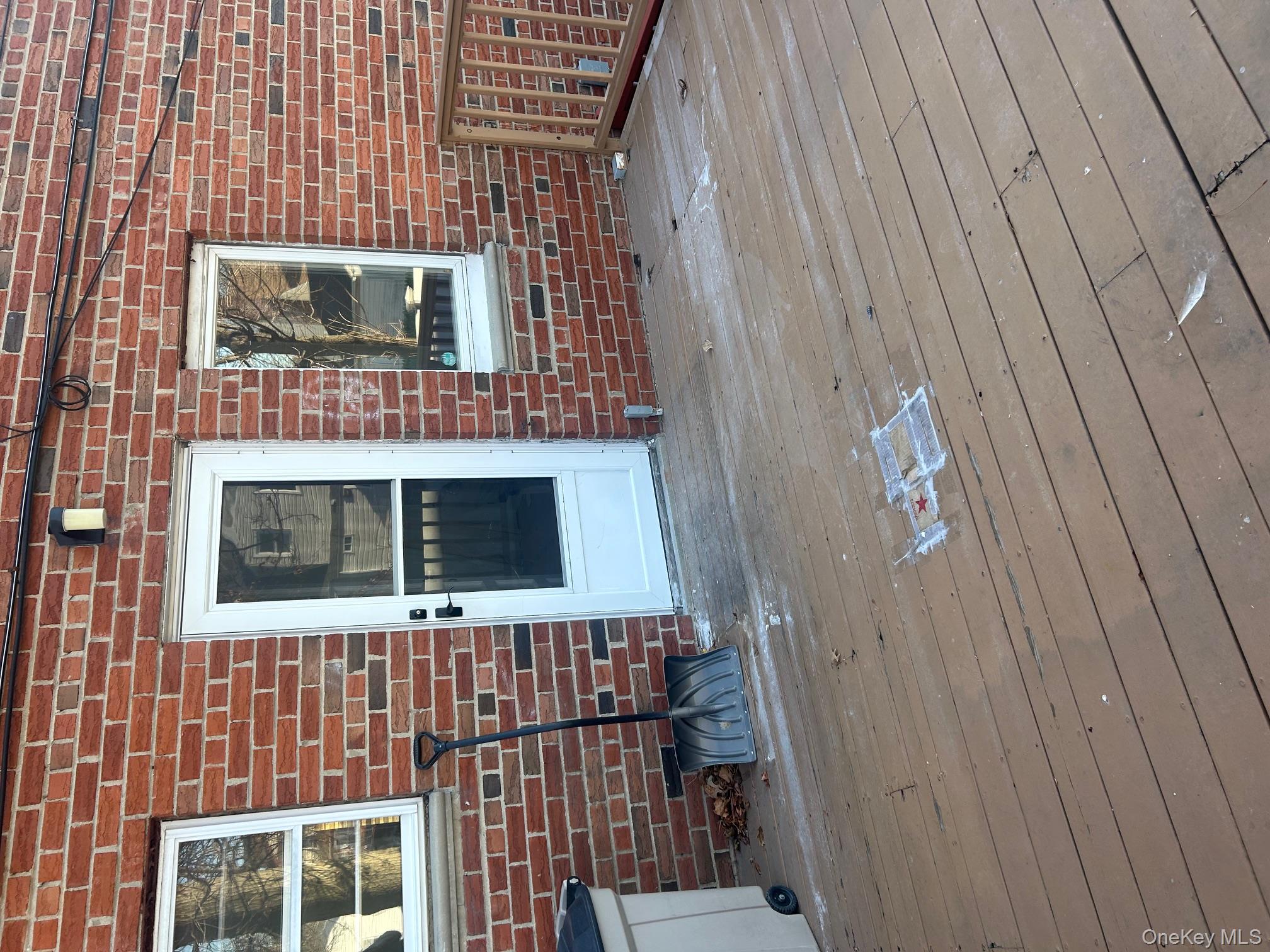 #19 photo, 676 Front Street, מחוז נסאו Hempstead , NY 11550