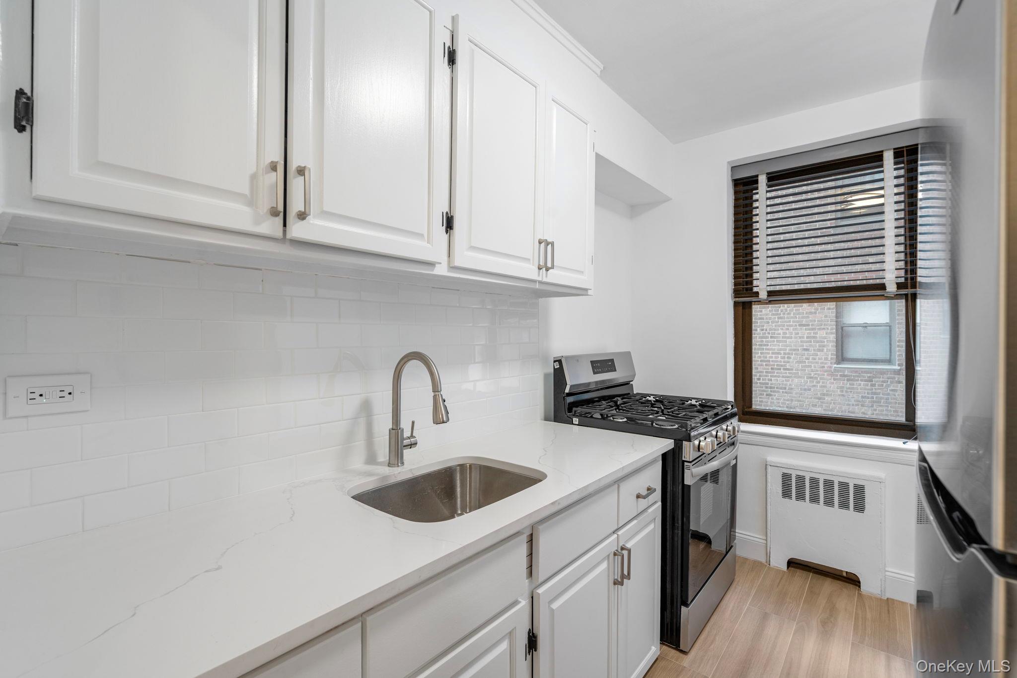 #18 photo, 32-25 88 St 32-23 88th Street, East Elmhurst , NY 11369