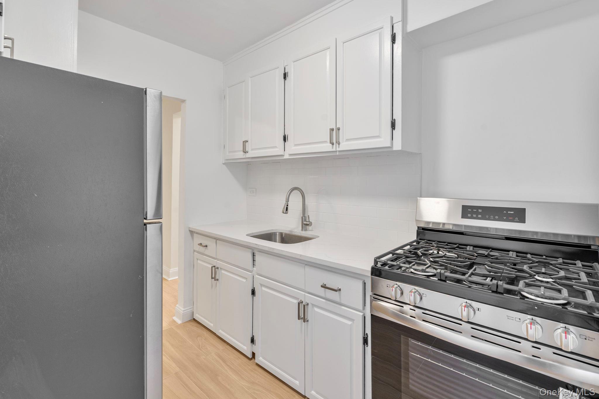 #20 photo, 32-25 88 St 32-23 88th Street, East Elmhurst , NY 11369