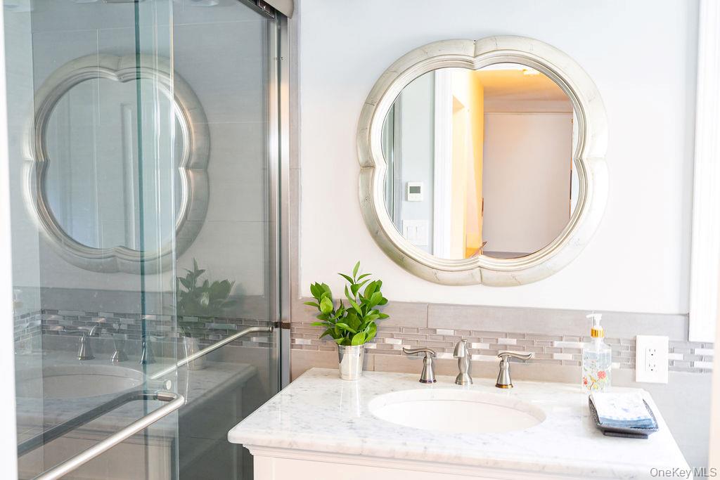 #16 photo, 4 Conscience Bay Road, سوفولك Setauket , NY 11733