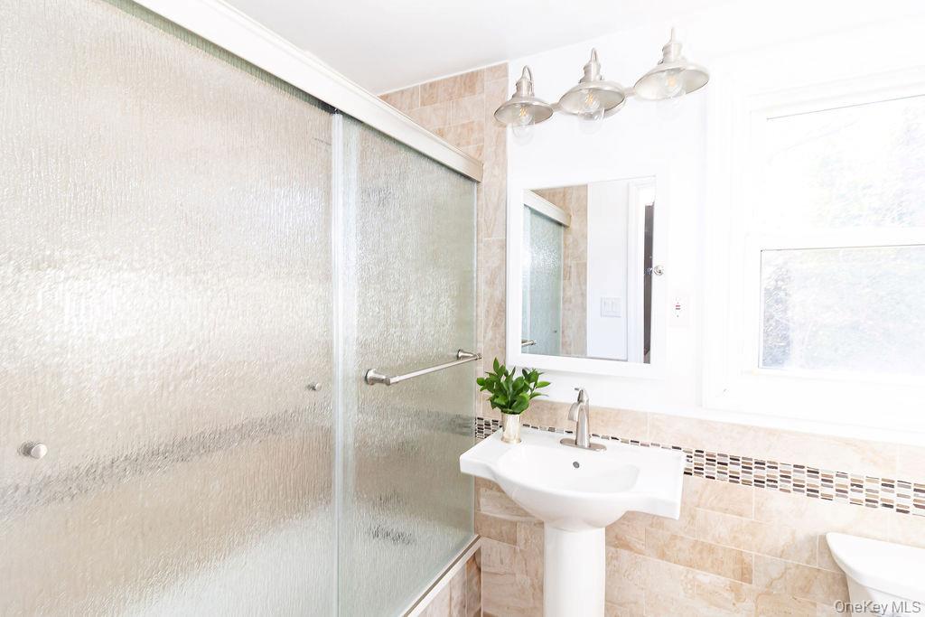 #19 photo, 4 Conscience Bay Road, سوفولك Setauket , NY 11733