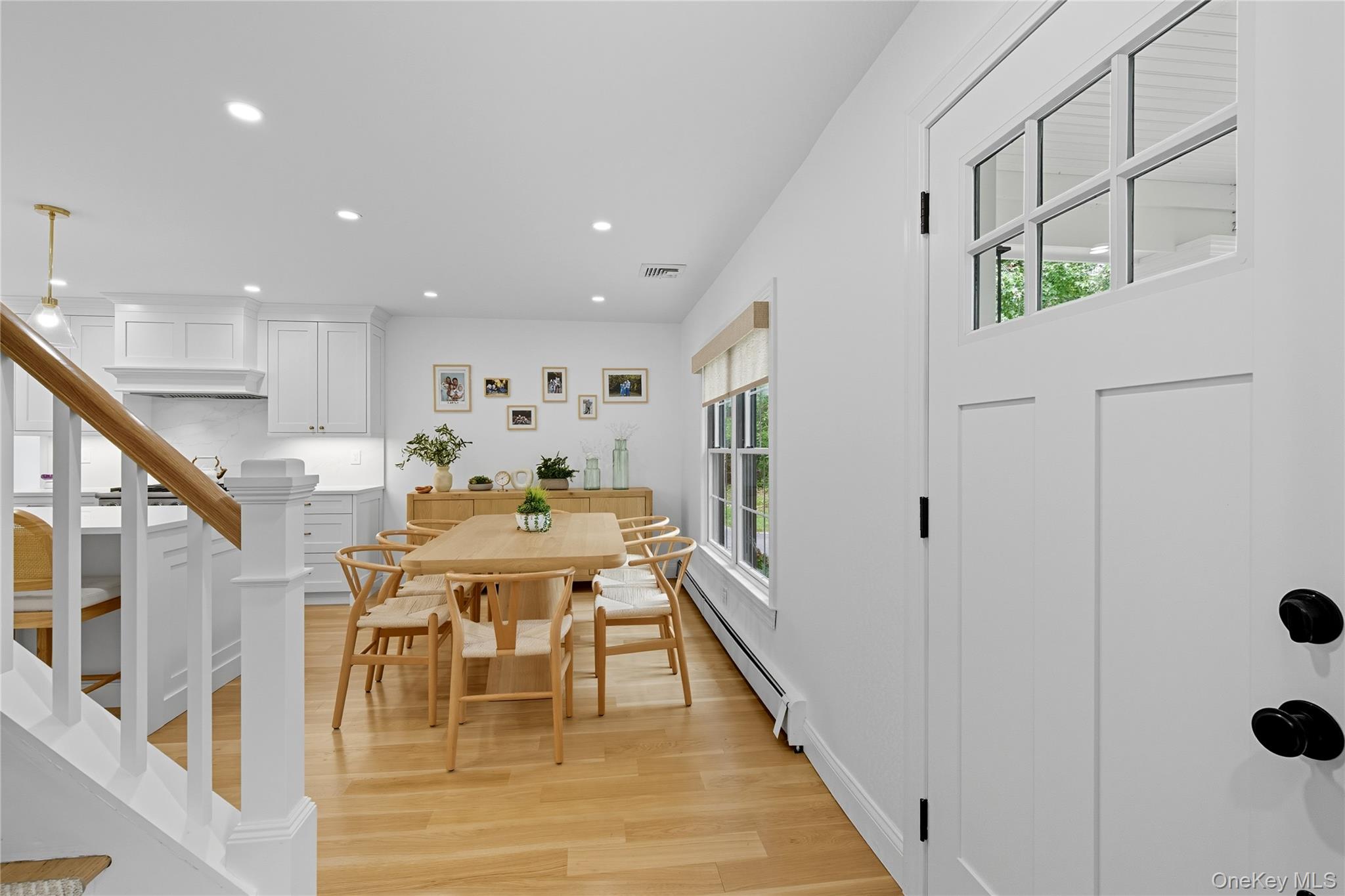 #6 photo, 17 Entrance Road, מחוז נסאו East Hills , NY 11577