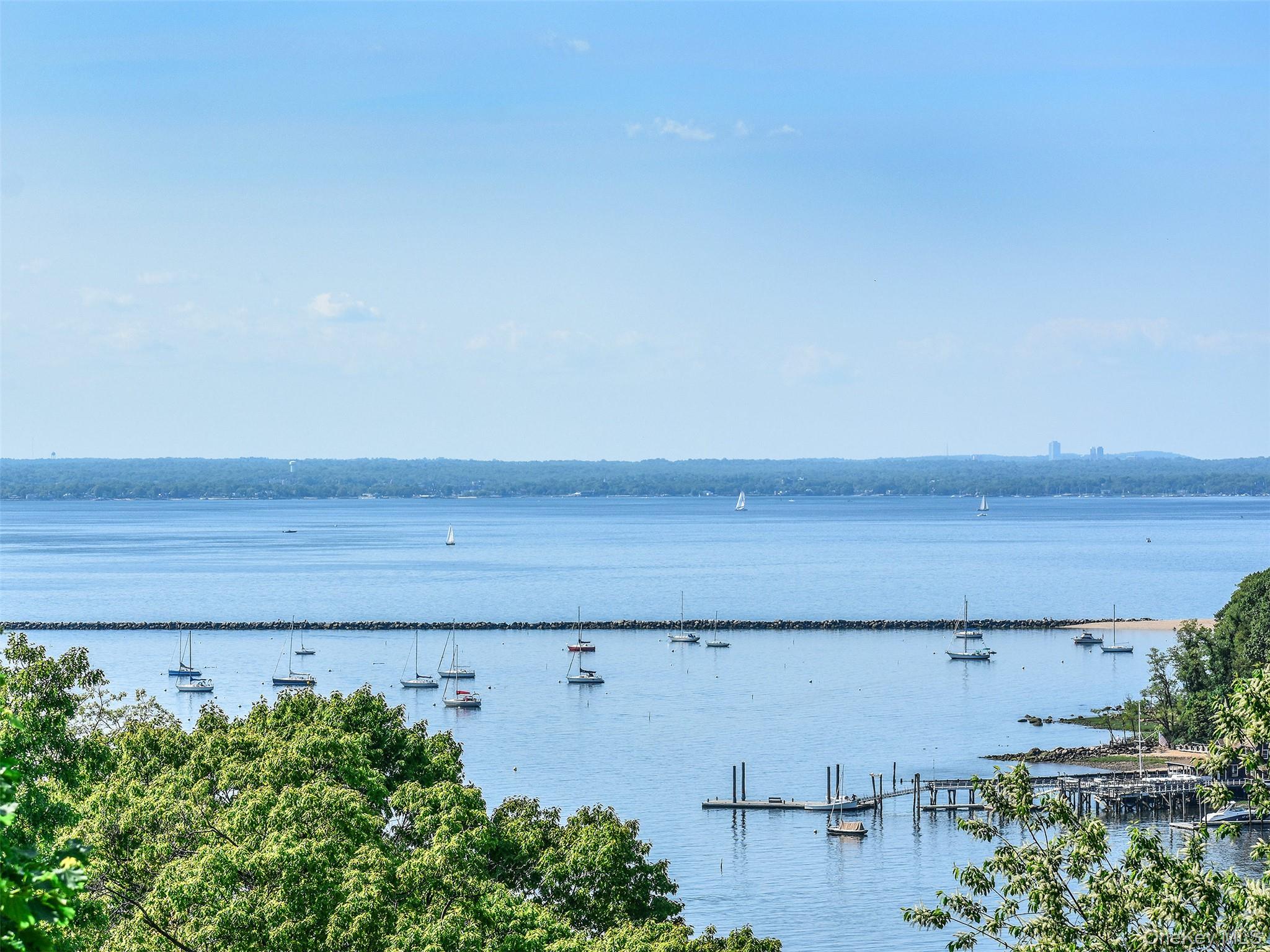 #4 photo, 290 8th, 롱 아일랜드 Sea Cliff , NY 11579