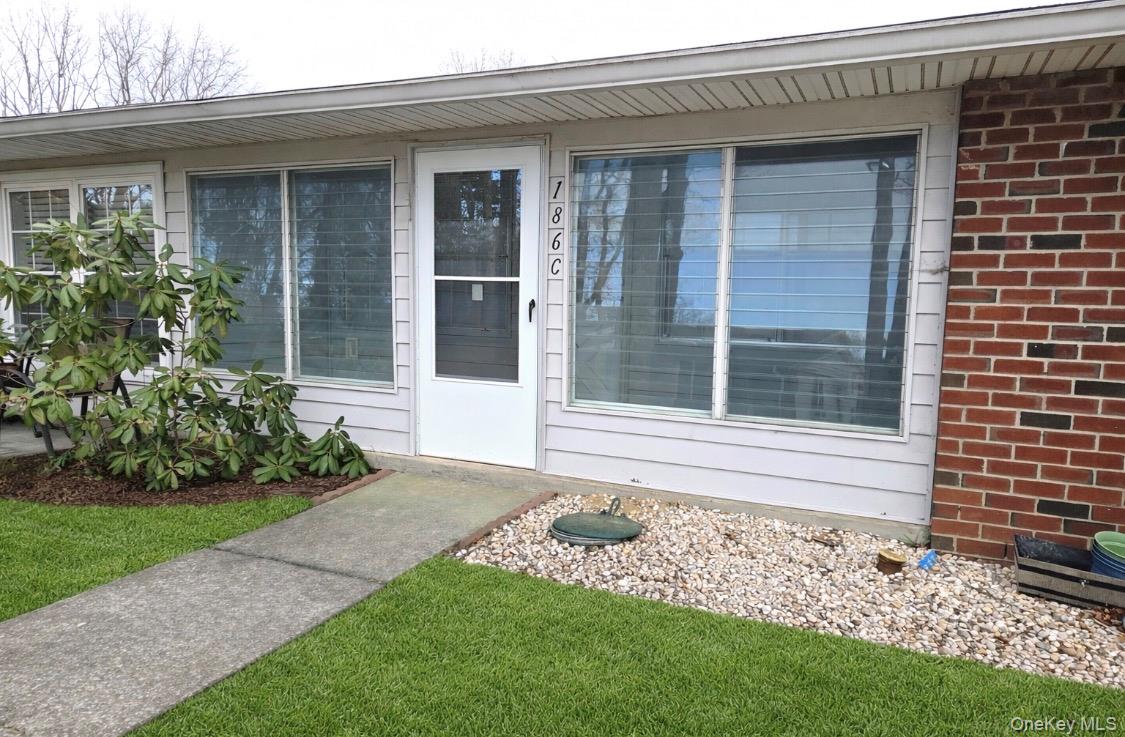 #1 photo, 186C Ventry Court, Ridge , NY 11961