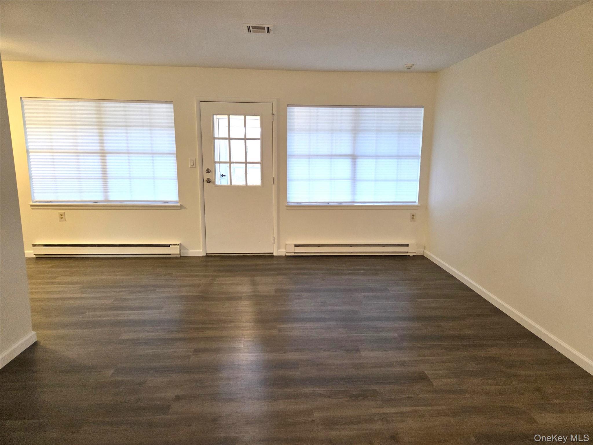 #7 photo, 186C Ventry Court, Ridge , NY 11961