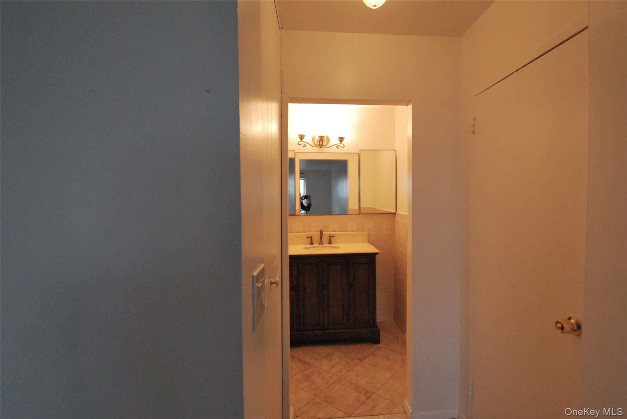 #14 photo, 7 Balint Drive, Yonkers , NY 10710