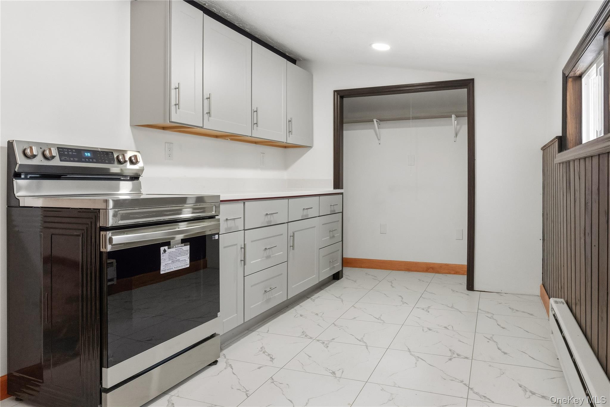 #1 photo, 378 Broadway 9W, Esopus , NY 12487