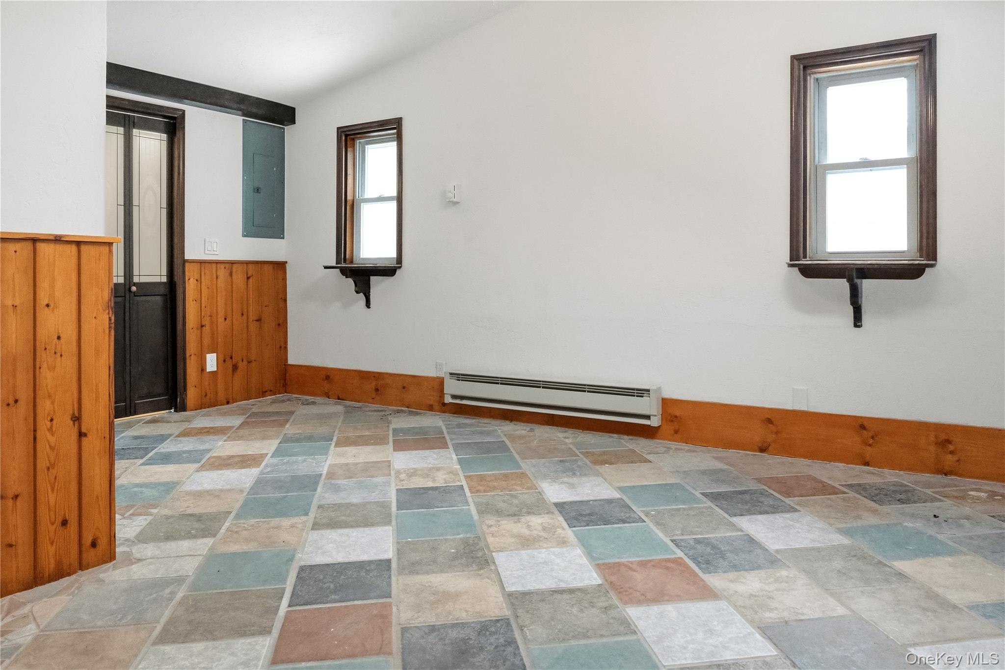 #18 photo, 378 Broadway 9W, Esopus , NY 12487