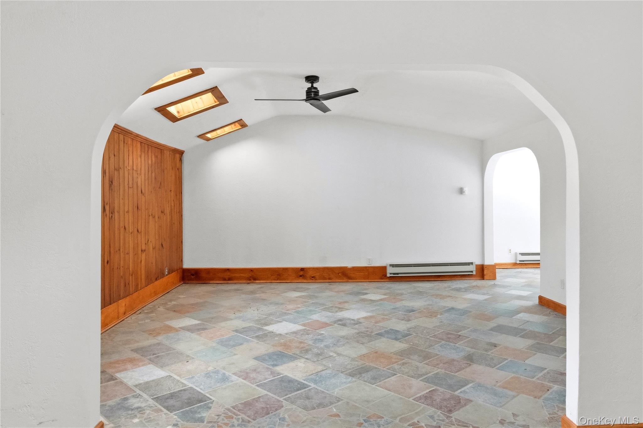 #9 photo, 378 Broadway 9W, Esopus , NY 12487