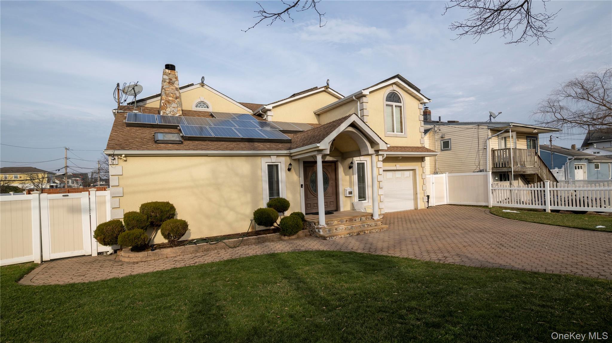 #1 photo, 3 Marjorie Lane, East Rockaway , NY 11518