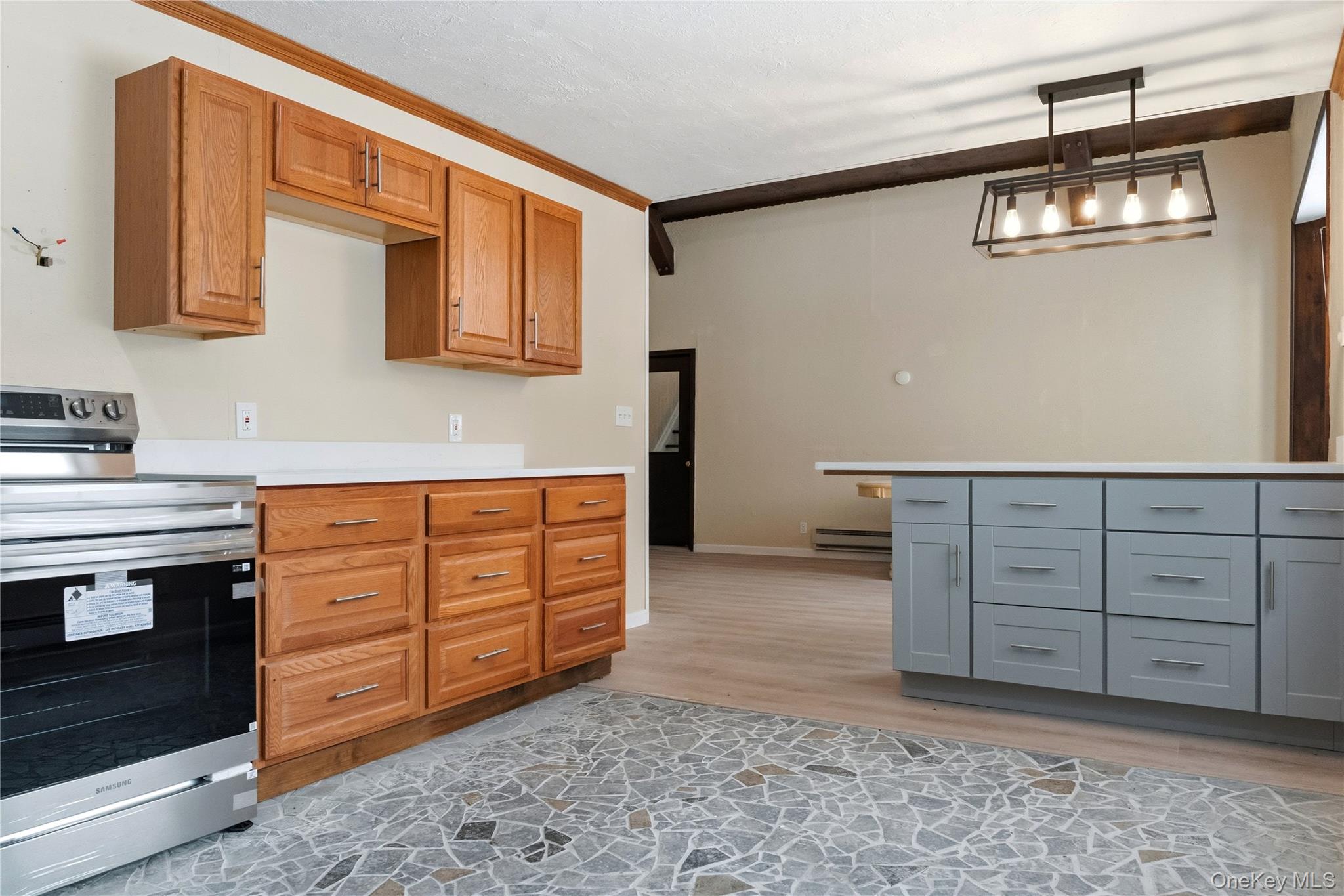 #1 photo, 378 Broadway 9W, Esopus , NY 12487