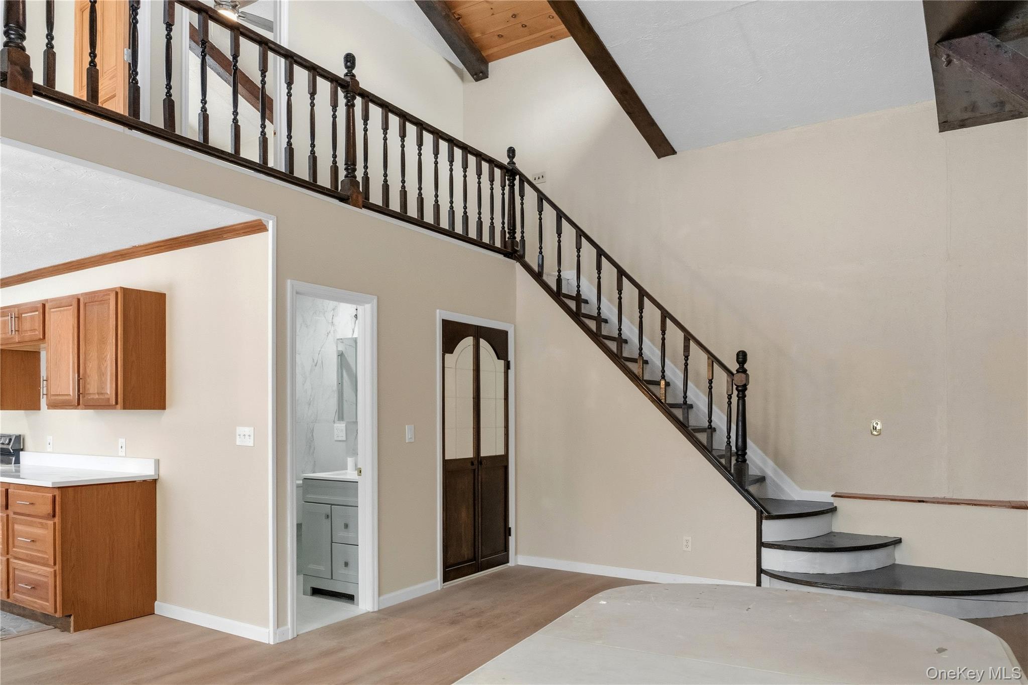 #9 photo, 378 Broadway 9W, Esopus , NY 12487