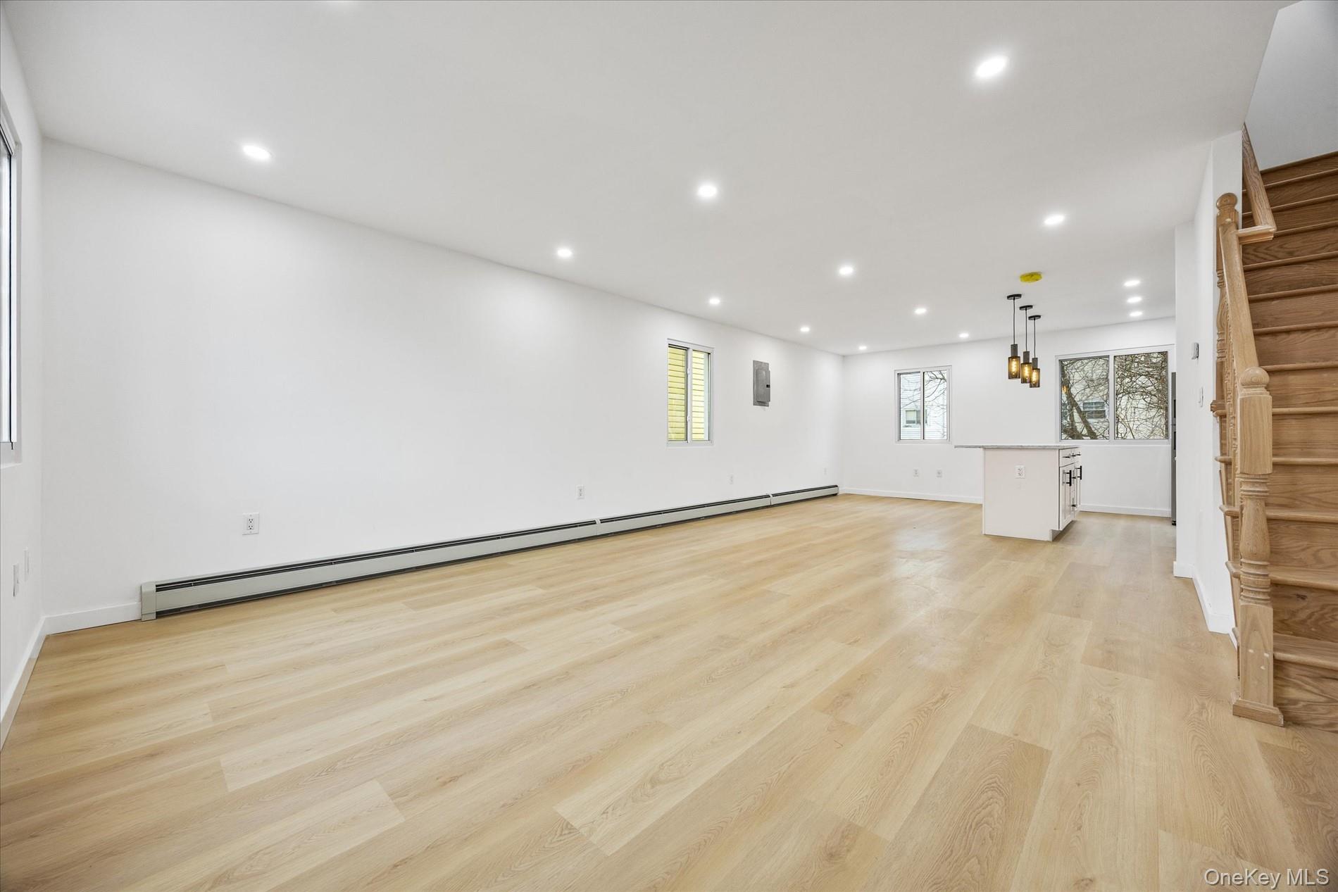 #5 photo, 641 Beach 65th Street, 皇后区 Arverne , NY 11692