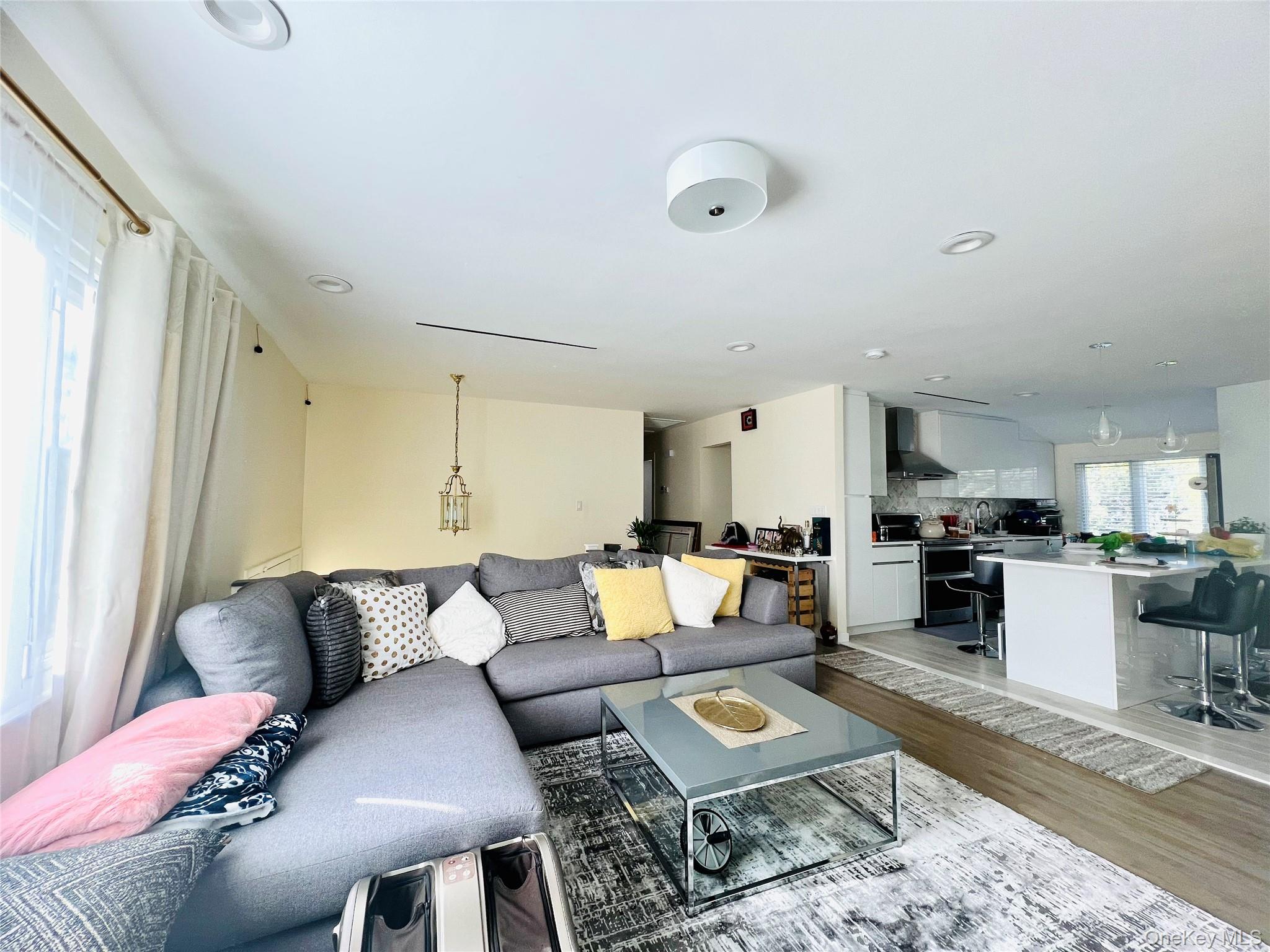 #7 photo, 66 Smith Street, Glen Cove , NY 11542