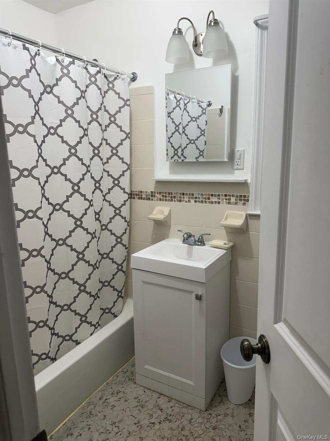 #6 photo, 218-11 94th Avenue, क्वीन्स गाँव Queens Village , NY 11428