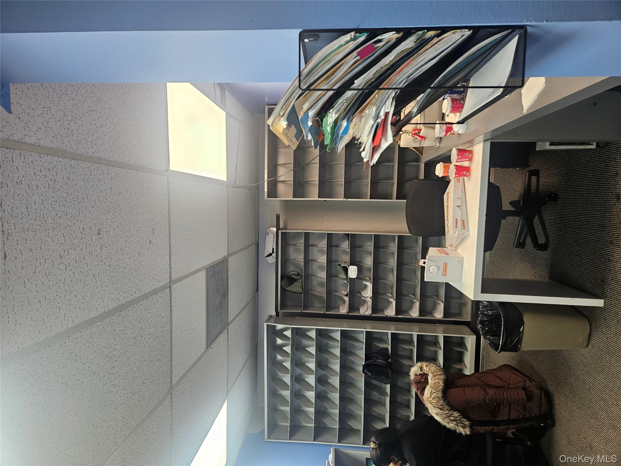 #4 photo, 66-68 S central Avenue, नासाउ काउंटी Valley Stream , NY 11580