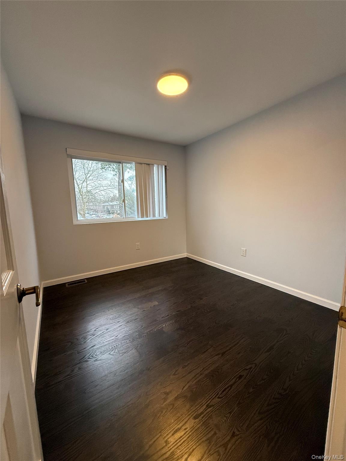 #15 photo, 253 Feller Drive, Саффолк ‖ Central Islip , NY 11722