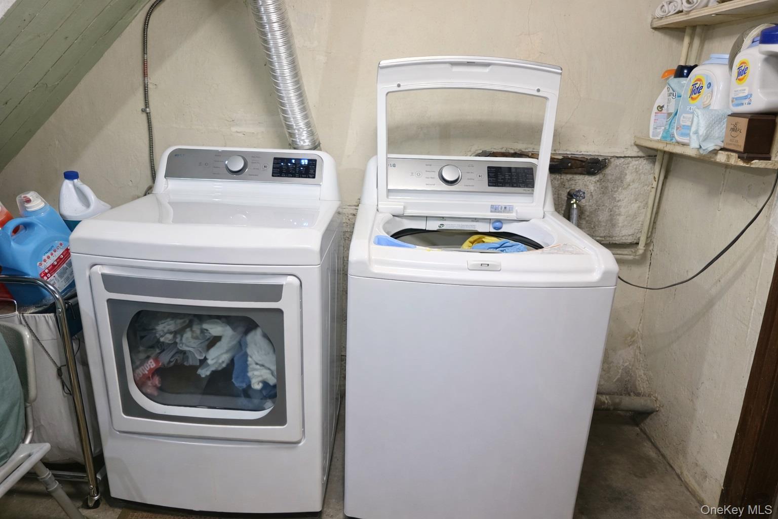 #13 photo, 35-03 24th Avenue, 뉴욕퀸즈 Astoria , NY 11103