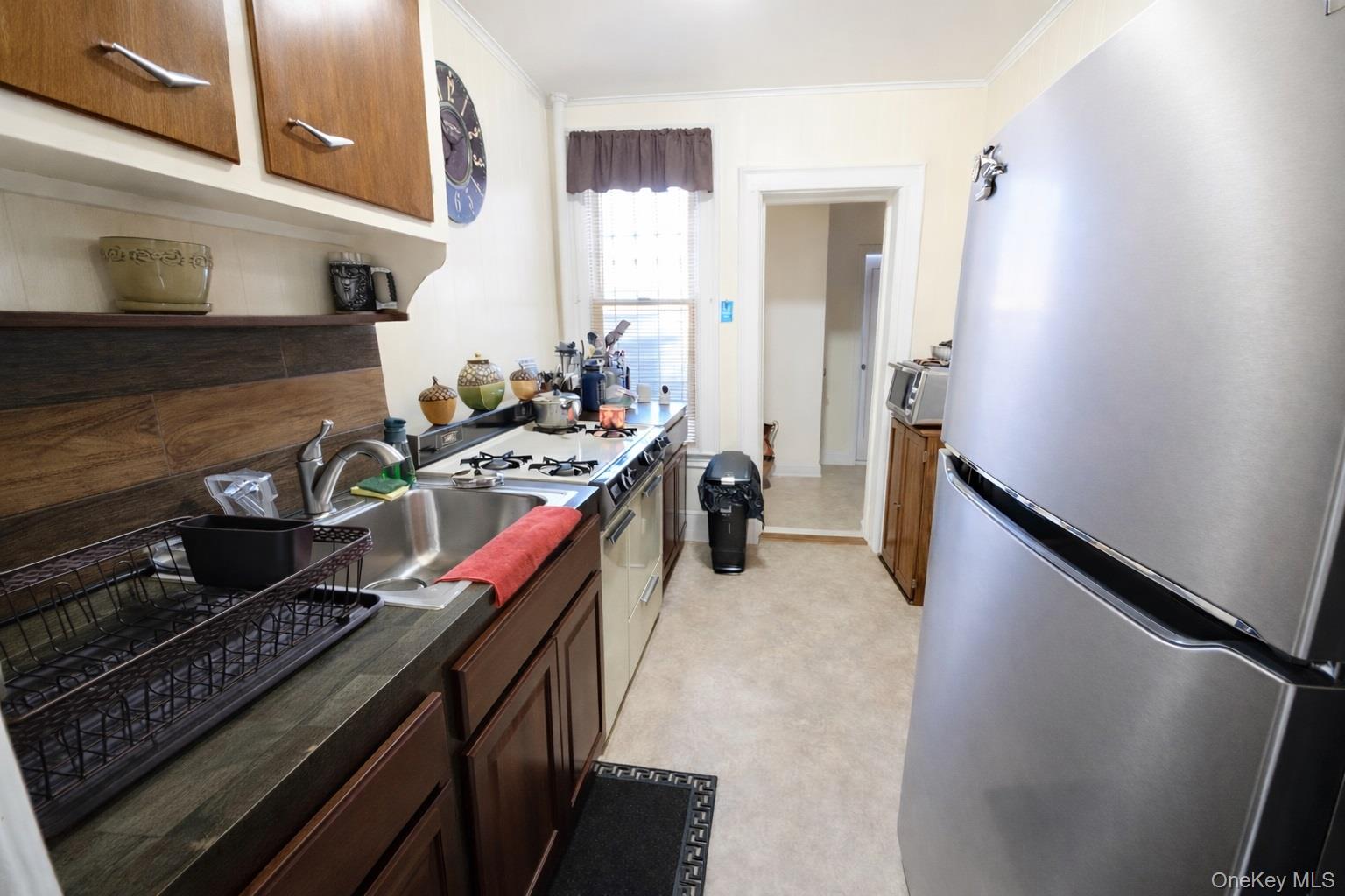 #2 photo, 35-03 24th Avenue, 뉴욕퀸즈 Astoria , NY 11103