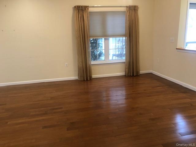 #11 photo, 153 Christine Drive, Dix Hills , NY 11746