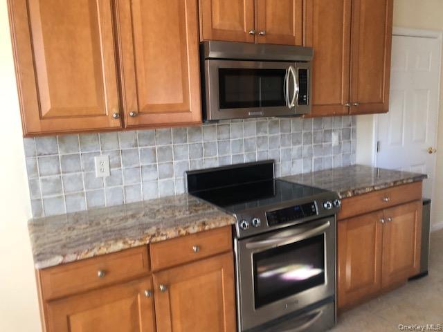 #4 photo, 153 Christine Drive, Dix Hills , NY 11746