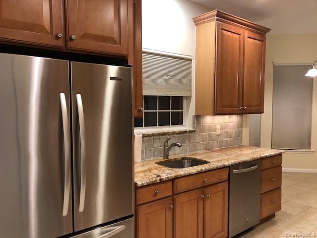 #5 photo, 153 Christine Drive, Dix Hills , NY 11746