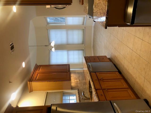 #6 photo, 153 Christine Drive, Dix Hills , NY 11746