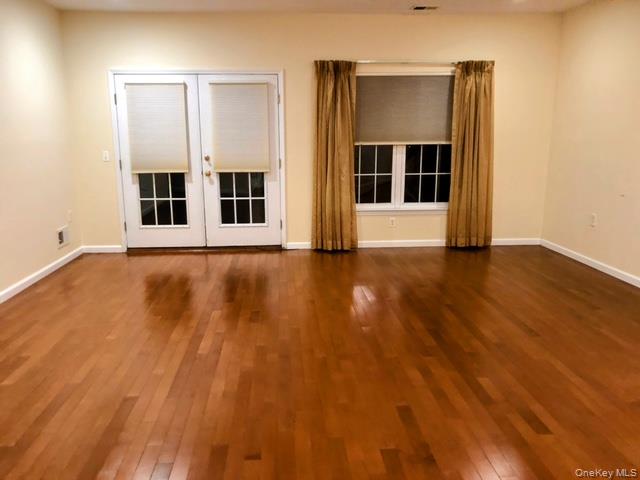 #8 photo, 153 Christine Drive, Dix Hills , NY 11746