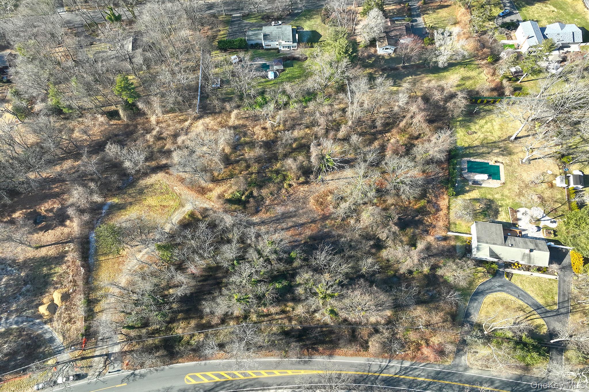 #4 photo, 15 Vanderbilt Parkway, Dix Hills , NY 11746