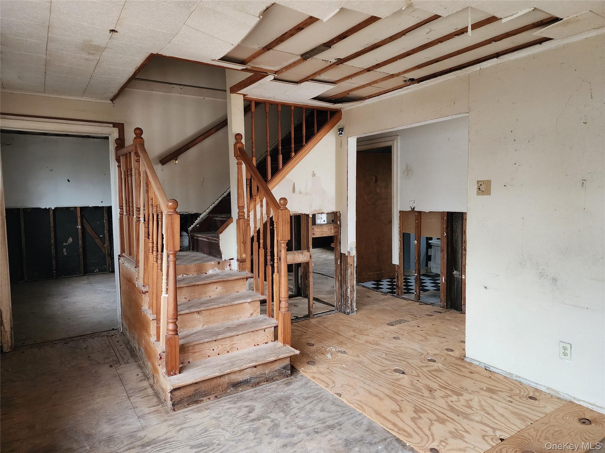 #17 photo, 33 Parkway Boulevard, Саффолк ‖ Wyandanch , NY 11798