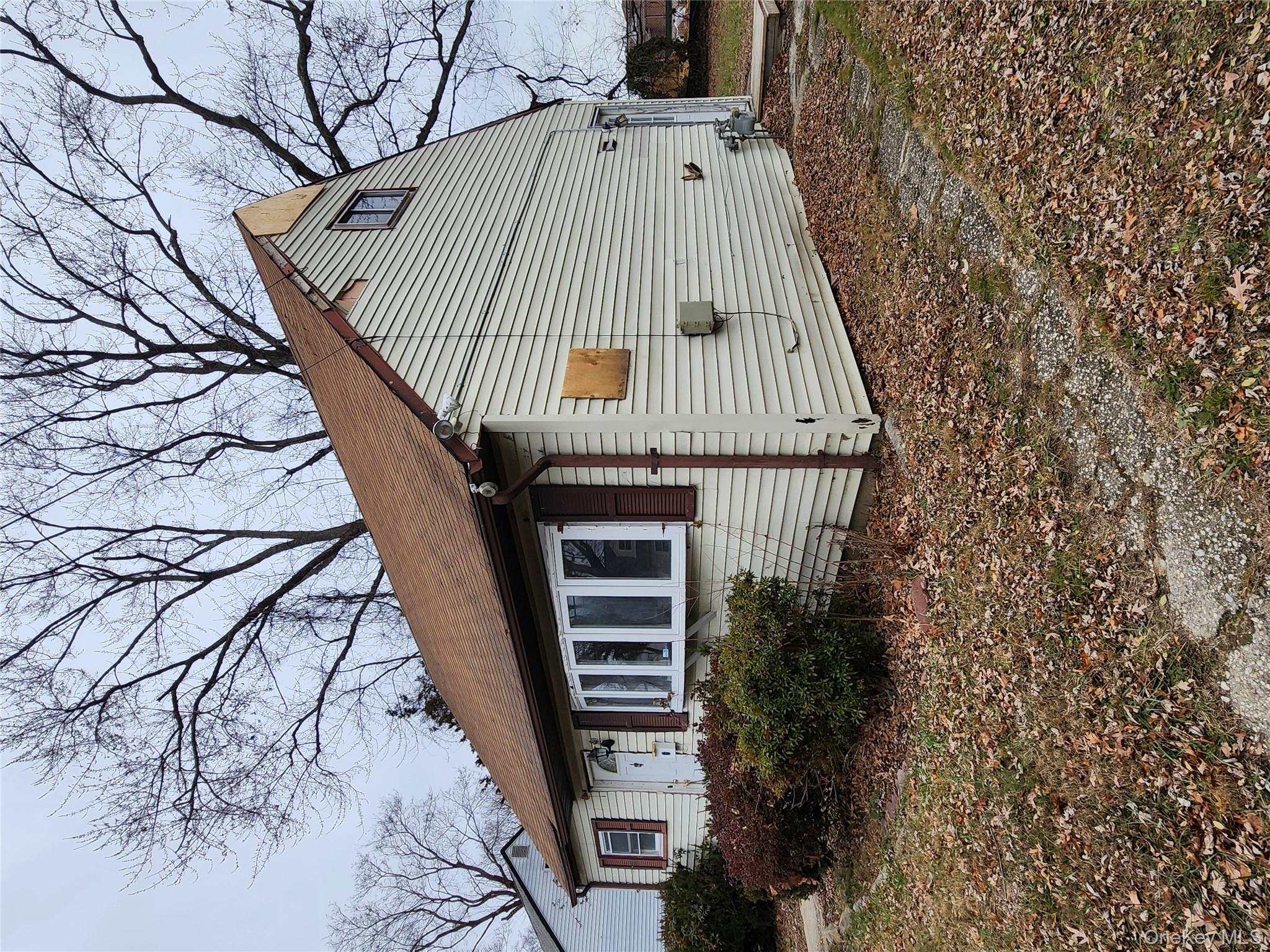 #4 photo, 33 Parkway Boulevard, Саффолк ‖ Wyandanch , NY 11798