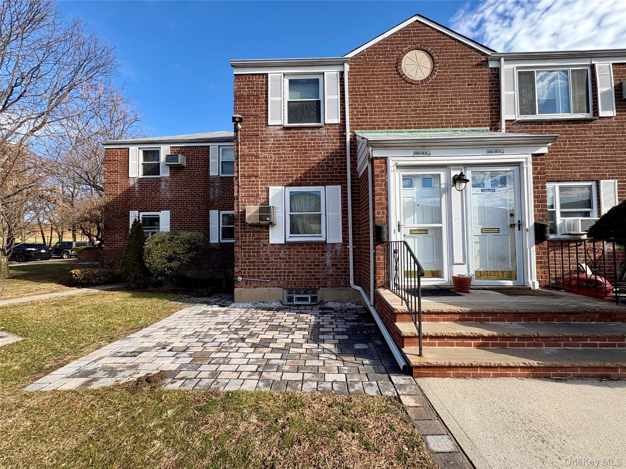 #1 photo, 264-48 Langston Avenue, 皇后区 Glen Oaks , NY 11004