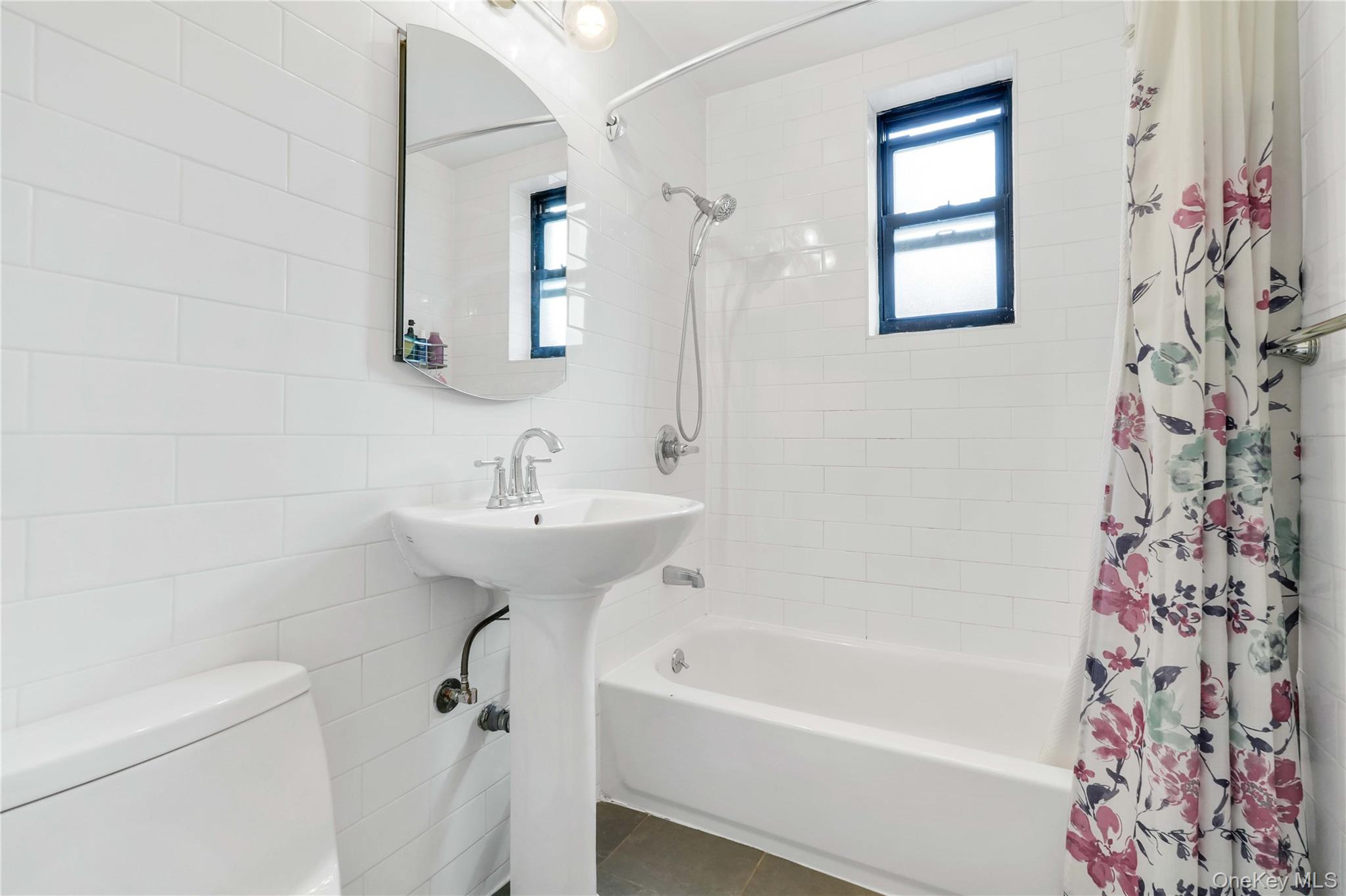 #16 photo, 141-15 28th Avenue, Flushing , NY 11354