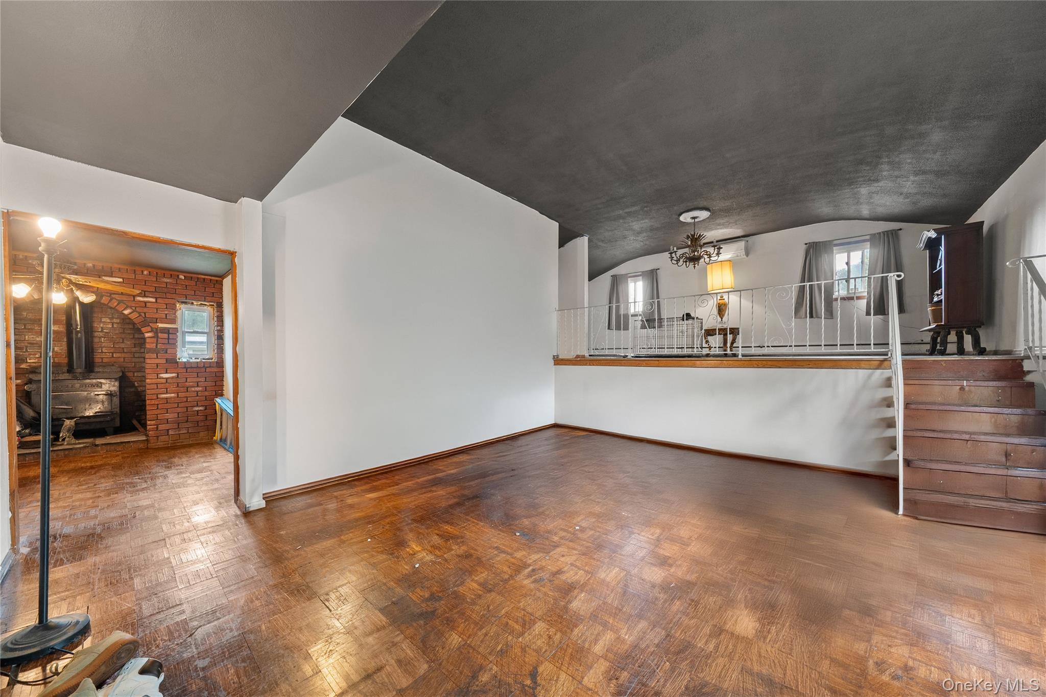 #3 photo, 99 Brooklyn Avenue, West Babylon , NY 11704