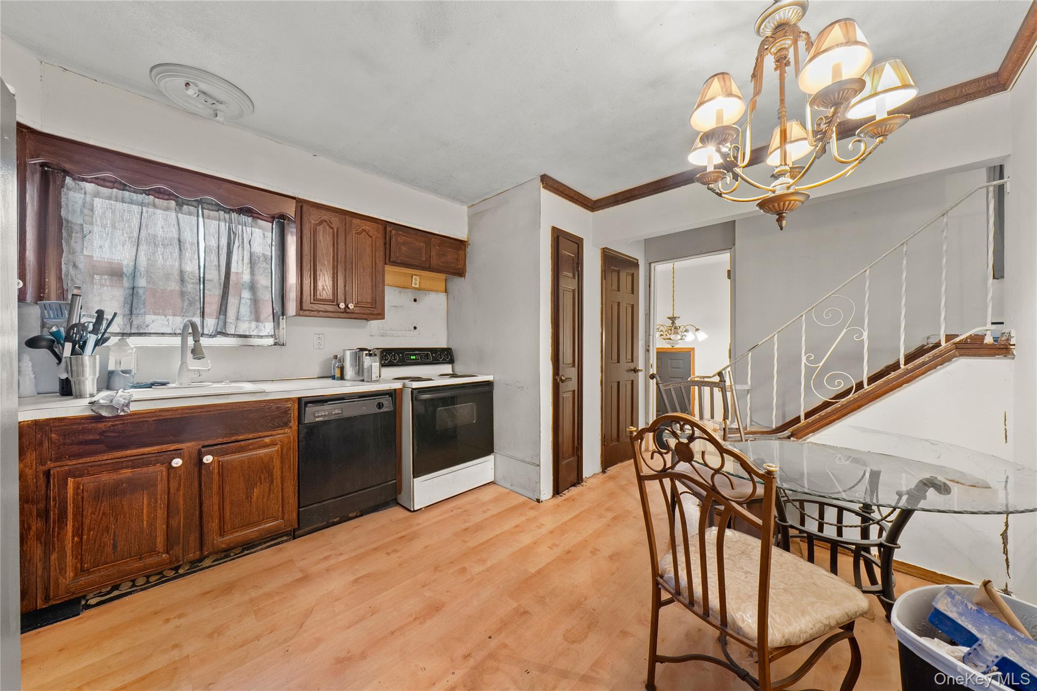 #8 photo, 99 Brooklyn Avenue, West Babylon , NY 11704