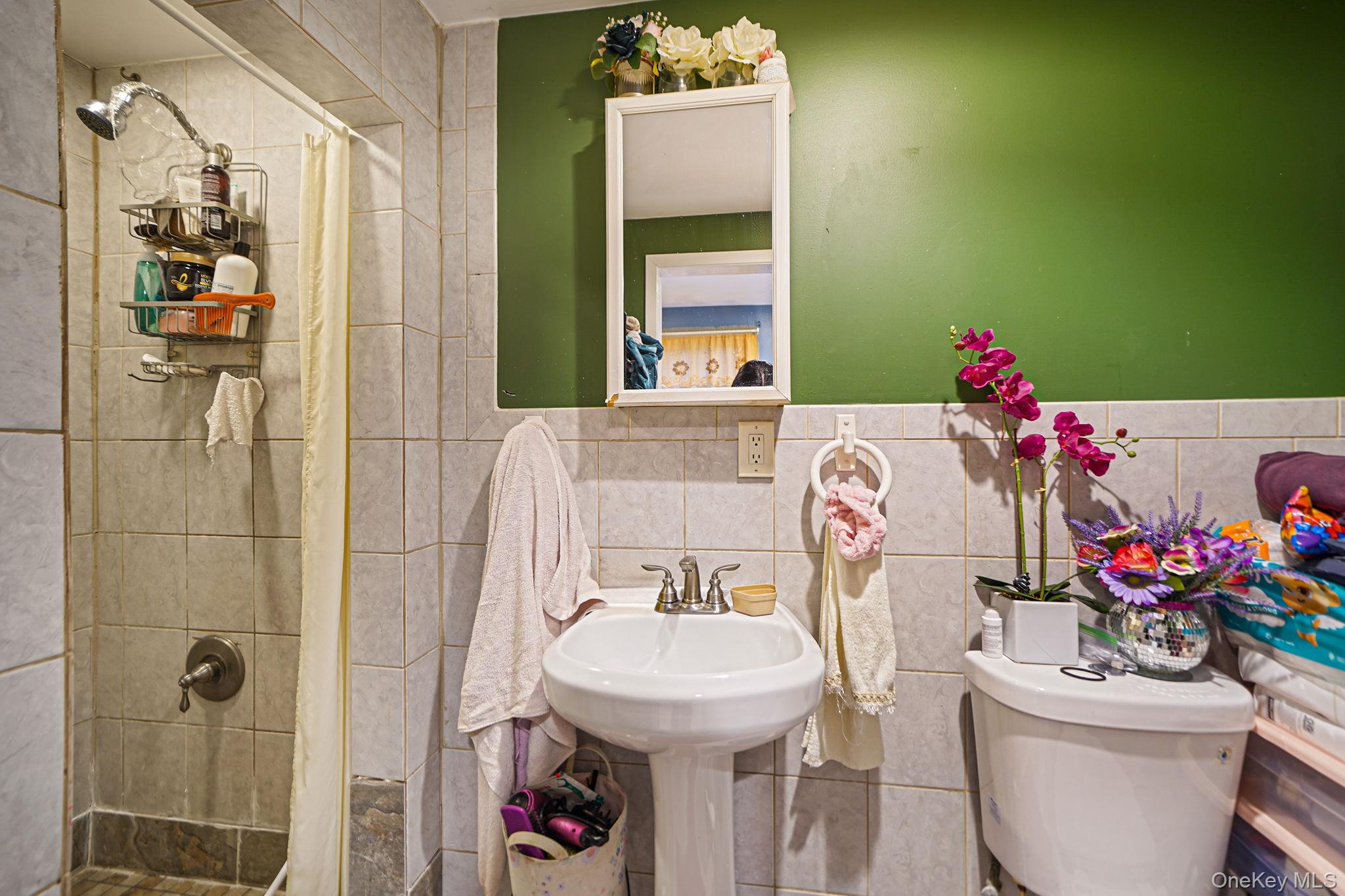 #14 photo, 50 Meadowbrook Drive, Brentwood , NY 11717