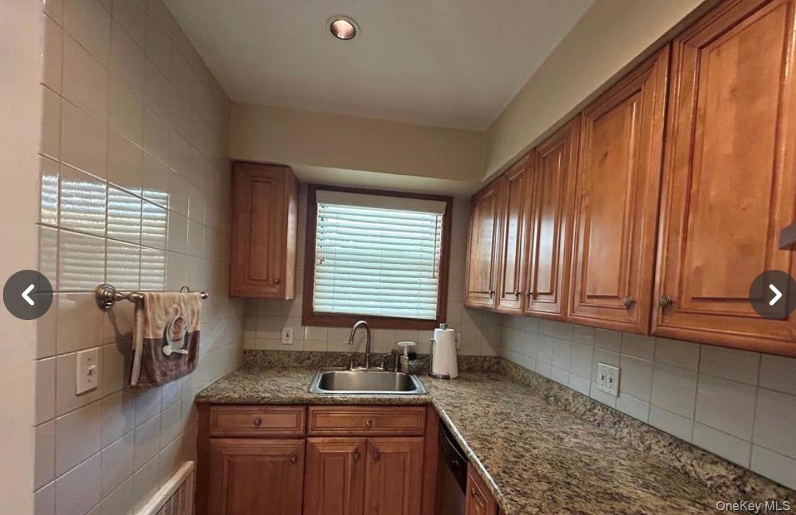 #11 photo, 82-34 Langdale Street, 뉴욕퀸즈 Floral Park , NY 11040