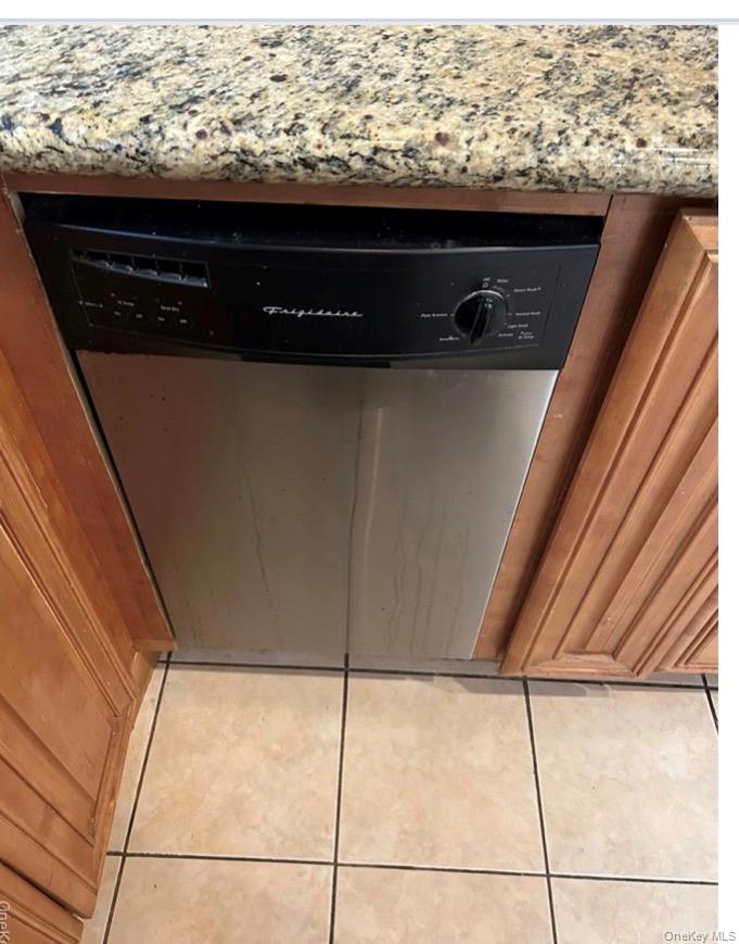 #14 photo, 82-34 Langdale Street, 뉴욕퀸즈 Floral Park , NY 11040