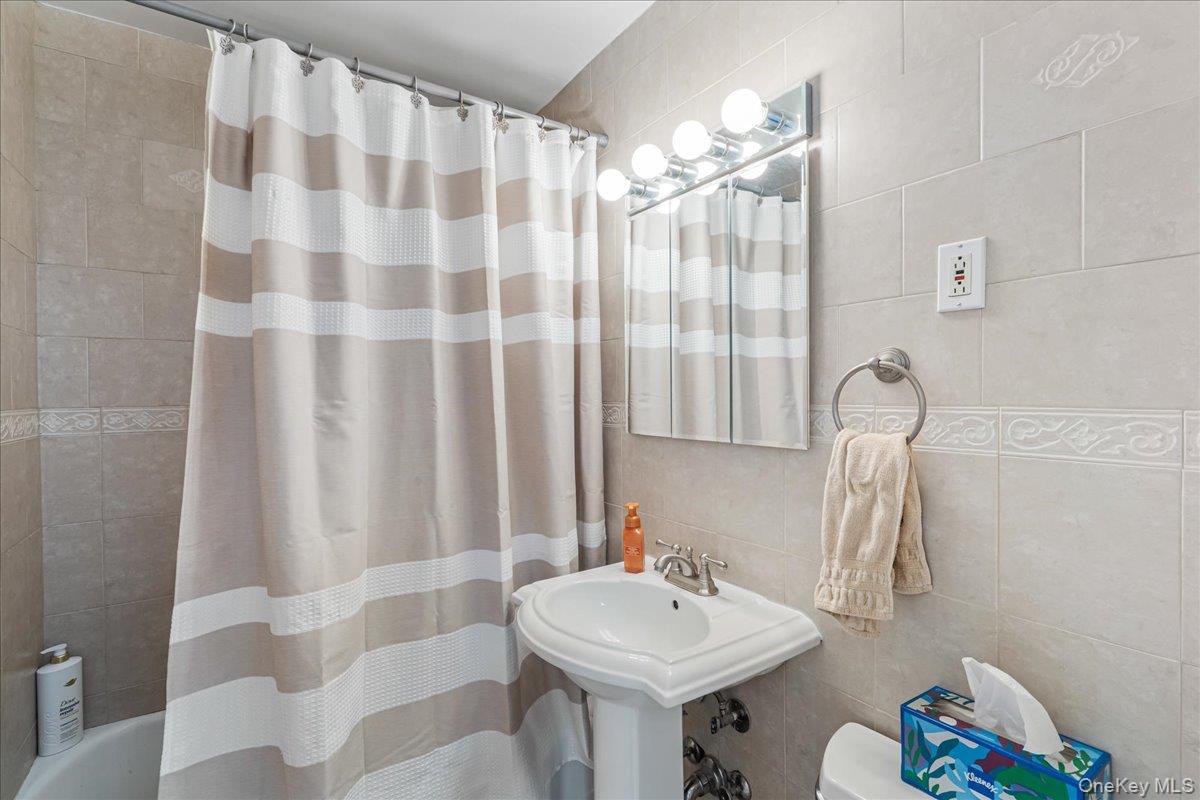 #7 photo, 211-65 23rd. Avenue, Bayside , NY 11360